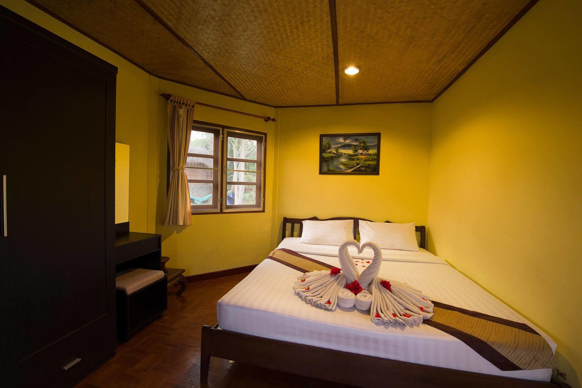 The Countryside Pai Hotel Exterior photo